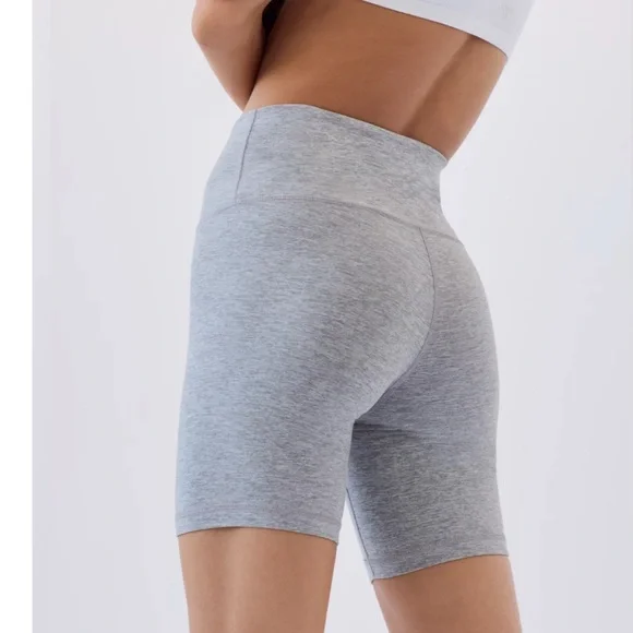 TnaCOZY Atmosphere Hi-Rise 7" Short - Picture 2 of 11